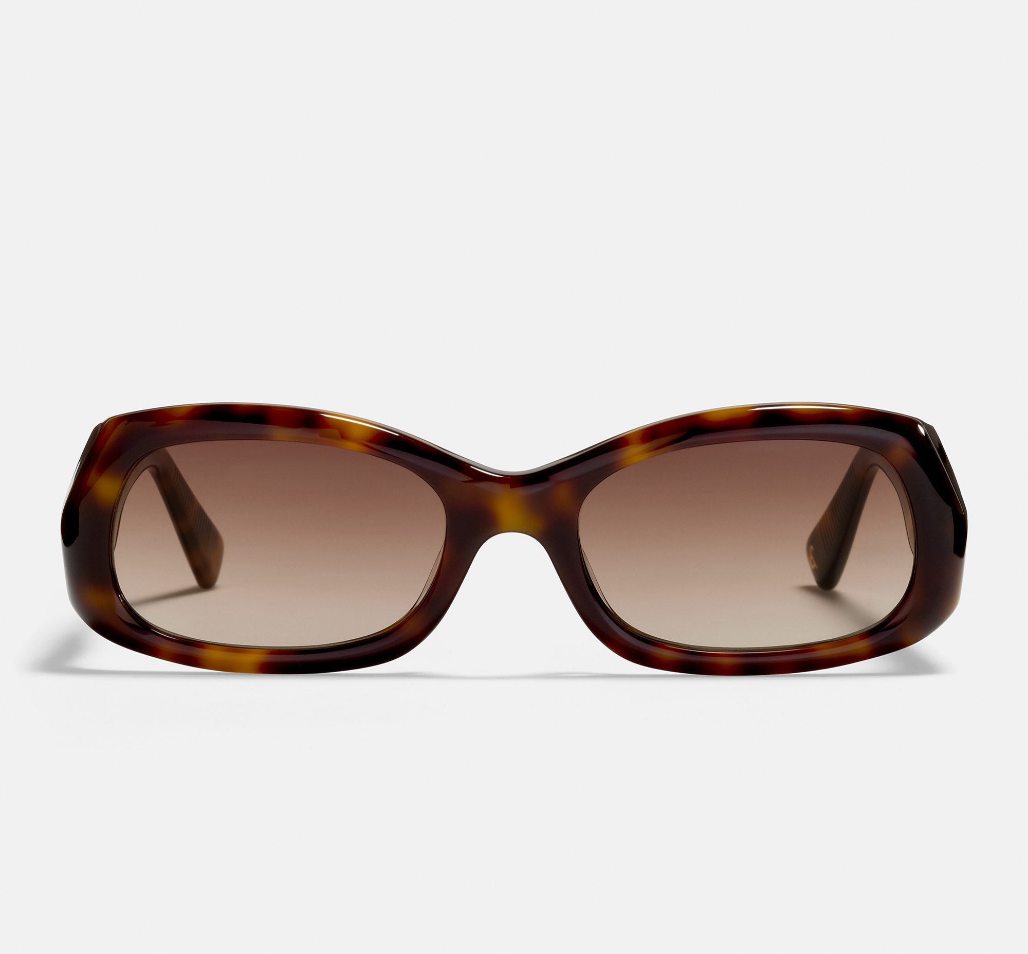 gaia-medium-americano-sun-front